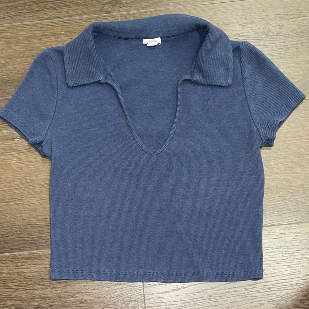 Garage crop top